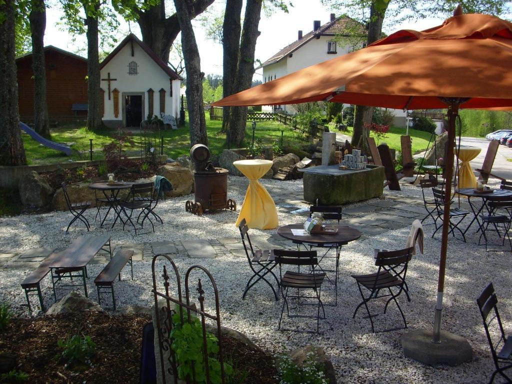 Brauerei-Gasthof Eck Hotel Bobrach ภายนอก รูปภาพ